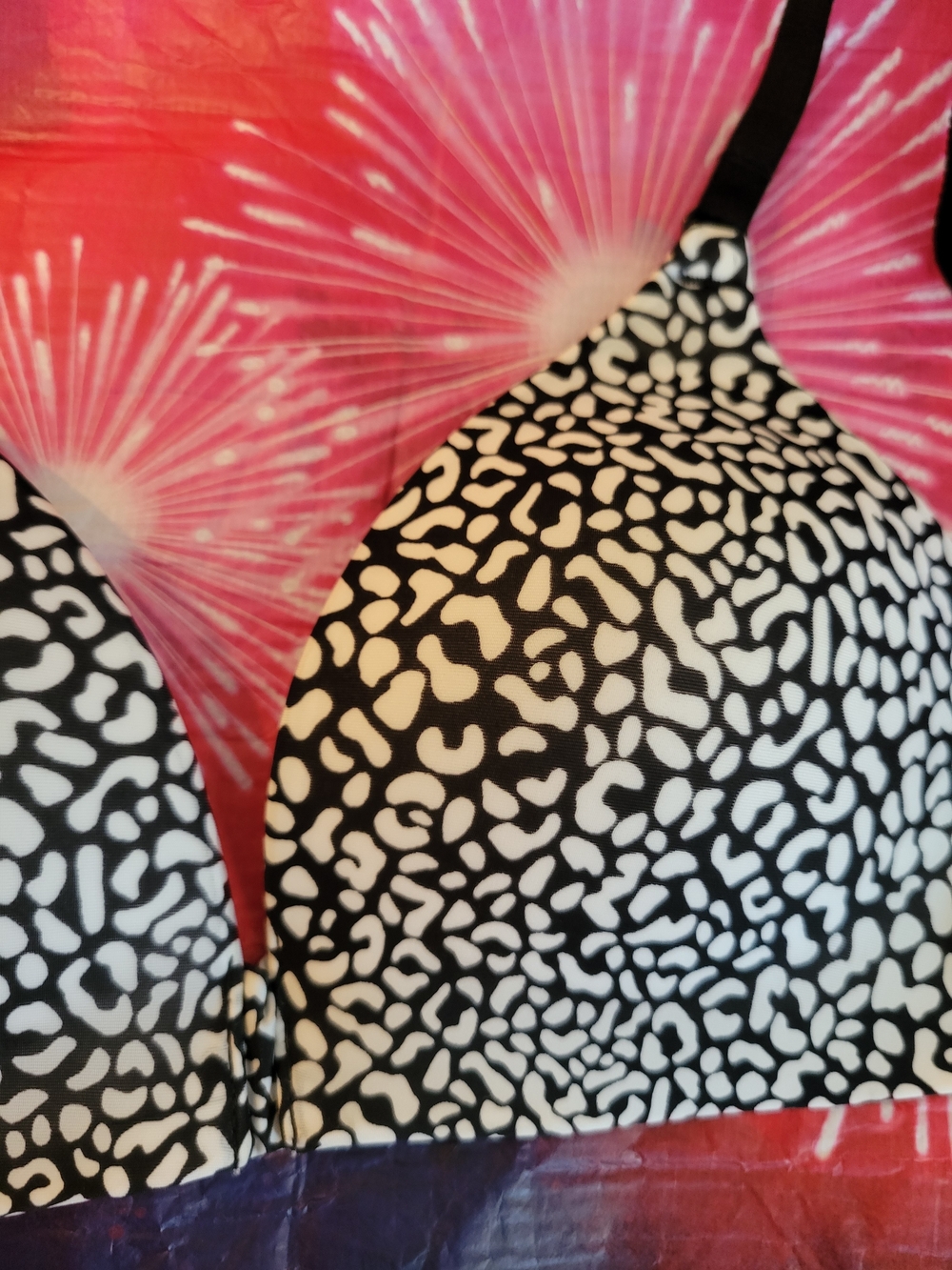 Victoria's Secret No Wire  T-Shirt Bra